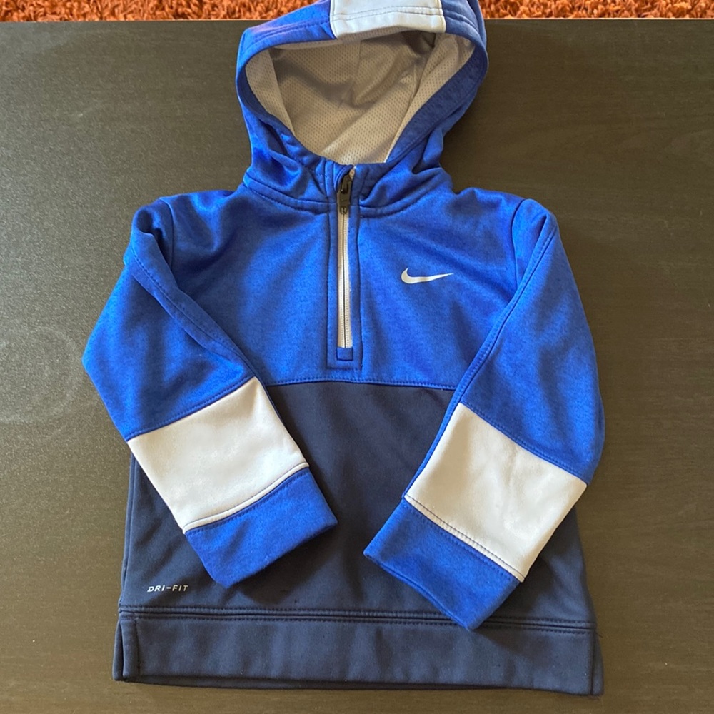 Nike toddler dri-fit half zip sweatshirt 18months